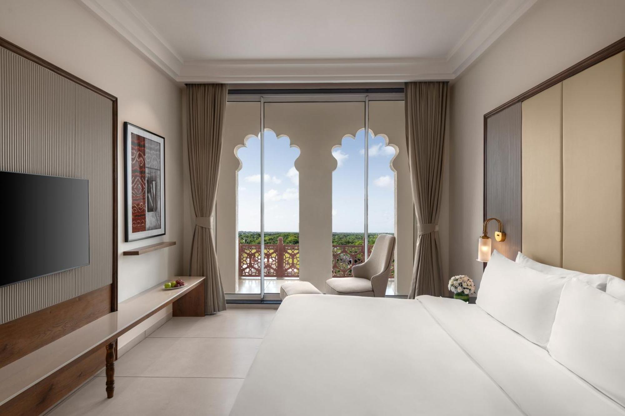 Uday Palace Navsari, A Member Of Radisson Individuals المظهر الخارجي الصورة